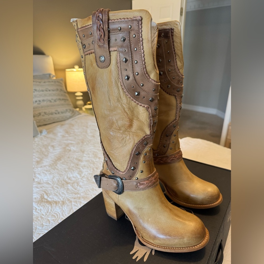 Freebird Brown Leather Studded Boots - Picture 4 of 13